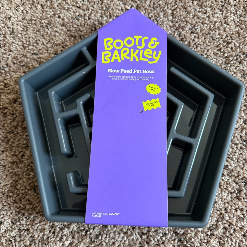 Boots & Barkley Hexagon Slow Feed Pet Bowl - Dark Gray
